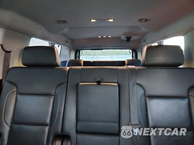 Zdjęcie 10 z 13 samochodu: 2018 GMC YUKON XL C1500 SLT VIN:1GKS1GKC9JR262462 - miniatura