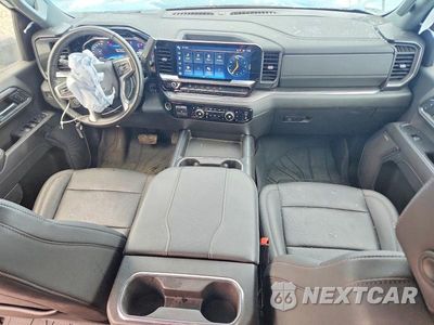 Zdjęcie 8 z 12 samochodu: 2024 CHEVROLET SILVERADO K3500 LTZ VIN:1GC4YUEY7RF196447 - miniatura