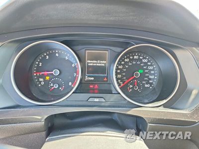 Zdjęcie 9 z 13 samochodu: 2018 VOLKSWAGEN TIGUAN SE VIN:3VV3B7AX9JM090888 - miniatura