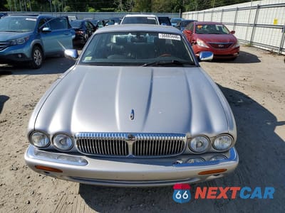Piąte zdjęcie samochodu w środku: 2001 JAGUAR VANDENPLAS VIN:SAJDA24C01LF35946 - miniatura