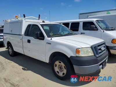 Czwarte zdjęcie samochodu z boku: 2008 FORD F150 VIN:1FTRF12298KB87670 - miniatura