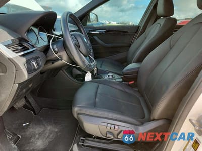 Zdjęcie 7 z 13 samochodu: 2021 BMW X1 SDRIVE28I VIN:WBXJG7C01M5S08629 - miniatura