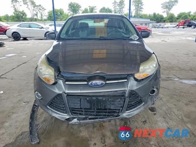 Piąte zdjęcie samochodu w środku: 2012 FORD FOCUS SE VIN:1FAHP3F2XCL226225 - miniatura