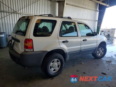 Trzecie zdjęcie samochodu z tyłu: 2006 FORD ESCAPE XLS VIN:1FMYU02Z26KA87007 - miniatura