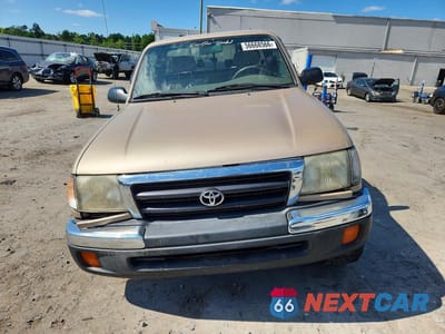 Piąte zdjęcie samochodu w środku: 2000 TOYOTA TACOMA BASE VIN:4TAPM62N1YZ588492 - miniatura