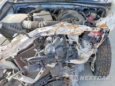 Zdjęcie 11 z 13 samochodu: 2019 TOYOTA TACOMA SR V6 VIN:3TMCZ5AN2KM197165 - miniatura