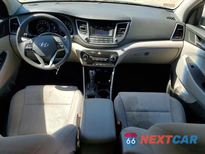 Zdjęcie 8 z 13 samochodu: 2016 HYUNDAI TUCSON SE VIN:KM8J3CA46GU247939 - miniatura
