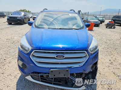 Piąte zdjęcie samochodu w środku: 2018 FORD ESCAPE SE VIN:1FMCU0GD7JUC90754 - miniatura