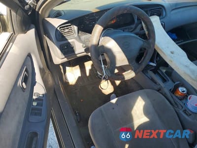 Zdjęcie 8 z 12 samochodu: 1998 NISSAN ALTIMA XE VIN:1N4DL01D2WC142440 - miniatura