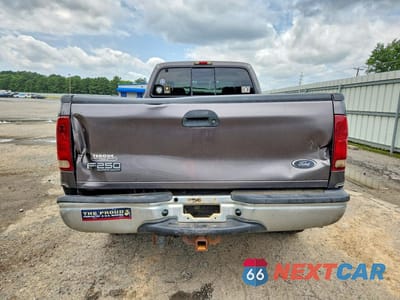 Zdjęcie 6 z 13 samochodu: 2003 FORD F250 SUPER DUTY VIN:1FTNW21P23ED11321 - miniatura