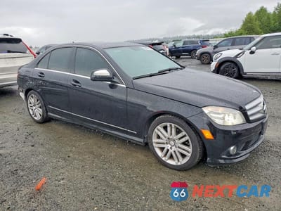 Czwarte zdjęcie samochodu z boku: 2008 MERCEDES-BENZ C 300 VIN:WDDGF54XX8F115141 - miniatura