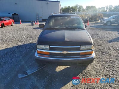 Piąte zdjęcie samochodu w środku: 1999 CHEVROLET BLAZER VIN:1GNCT18W8XK175654 - miniatura