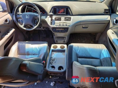 Zdjęcie 8 z 12 samochodu: 2010 HONDA ODYSSEY TOURING VIN:5FNRL3H90AB091017 - miniatura