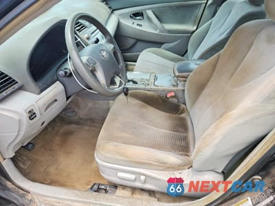 Zdjęcie 7 z 12 samochodu: 2011 TOYOTA CAMRY LE VIN:4T1BF3EK0BU132945 - miniatura