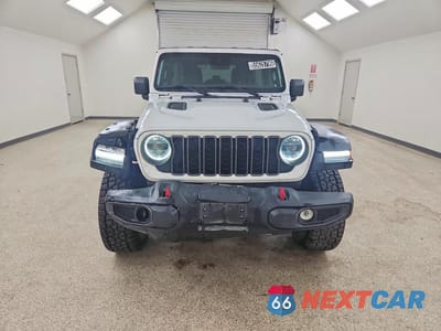 Piąte zdjęcie samochodu w środku: 2025 JEEP WRANGLER RUBICON VIN:1C4PJXFN6SW526446 - miniatura