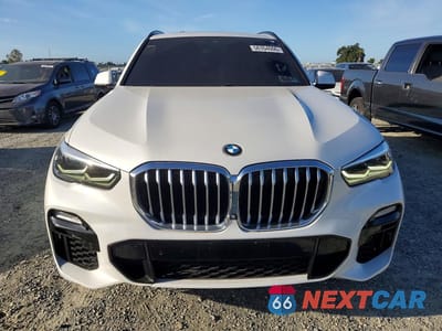 Piąte zdjęcie samochodu w środku: 2019 BMW X5 XDRIVE50I VIN:5UXJU2C57KLN65650 - miniatura