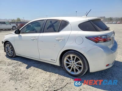 Drugie zdjęcie samochodu z przodu: 2013 LEXUS CT 200 VIN:JTHKD5BH4D2129347 - miniatura