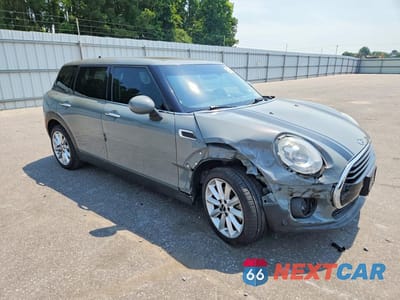 Czwarte zdjęcie samochodu z boku: 2018 MINI COOPER CLUBMAN VIN:WMWLN5C55J2E34648 - miniatura