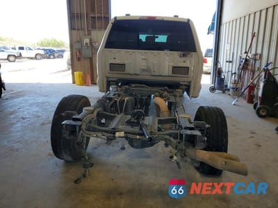 Zdjęcie 6 z 12 samochodu: 2023 FORD F350 SUPER DUTY VIN:1FT8W3BT7PEC11395 - miniatura