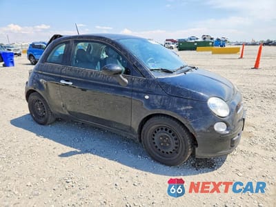 Czwarte zdjęcie samochodu z boku: 2015 FIAT 500 POP VIN:3C3CFFAR1FT750292 - miniatura