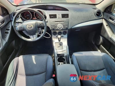Zdjęcie 8 z 12 samochodu: 2010 MAZDA 3 S VIN:JM1BL1S5XA1191050 - miniatura
