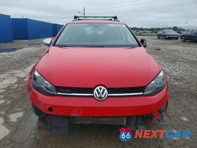 Piąte zdjęcie samochodu w środku: 2018 VOLKSWAGEN GOLF ALLTRACK S VIN:3VWH17AUXJM754528 - miniatura