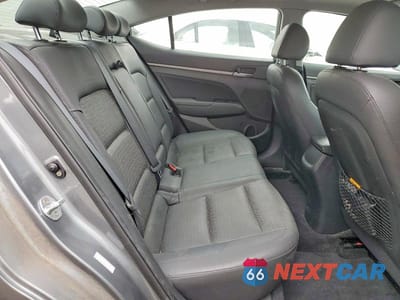 Zdjęcie 10 z 12 samochodu: 2017 HYUNDAI ELANTRA LIMITED VIN:KMHD84LF6HU358012 - miniatura