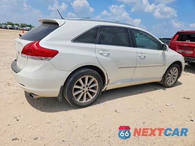 Trzecie zdjęcie samochodu z tyłu: 2010 TOYOTA VENZA FWD 4CYL VIN:4T3ZA3BB6AU026877 - miniatura