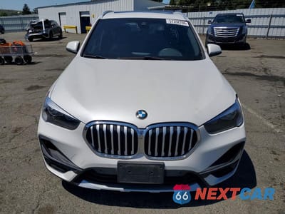 Piąte zdjęcie samochodu w środku: 2020 BMW X1 SDRIVE28I VIN:WBXJG7C00L5R57128 - miniatura
