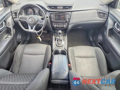 Zdjęcie 8 z 13 samochodu: 2019 NISSAN ROGUE SV VIN:KNMAT2MV4KP549644 - miniatura