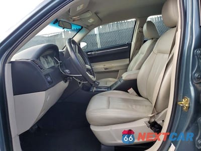 Zdjęcie 7 z 12 samochodu: 2005 CHRYSLER 300 TOURING VIN:2C3JA53G95H131703 - miniatura