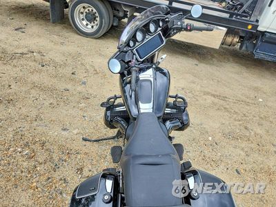 Zdjęcie 6 z 9 samochodu: 2022 BMW R18 B VIN:WB10L3301N6G15536 - miniatura