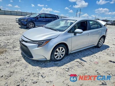 2025 TOYOTA COROLLA LE 5YFB4MDE2SP334050 - główne zdjęcie licytacji z USA - miniatura
