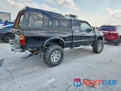 Trzecie zdjęcie samochodu z tyłu: 2000 TOYOTA TACOMA XTRACAB PRERUNNER VIN:4TASN92N4YZ672783 - miniatura