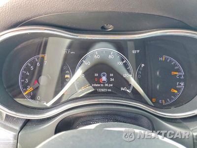 Zdjęcie 9 z 13 samochodu: 2021 JEEP GRAND CHEROKEE LAREDO VIN:1C4RJEAGXMC517551 - miniatura
