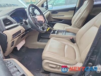 Zdjęcie 7 z 14 samochodu: 2020 HONDA ODYSSEY EXL VIN:5FNRL6H76LB021444 - miniatura