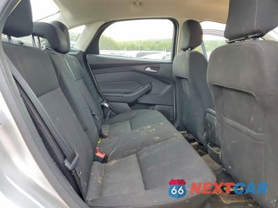 Zdjęcie 10 z 12 samochodu: 2018 FORD FOCUS SE VIN:1FADP3F29JL324223 - miniatura