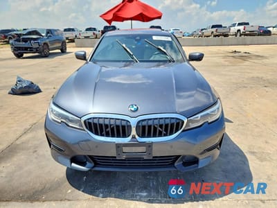 Piąte zdjęcie samochodu w środku: 2021 BMW 330I VIN:3MW5R1J04M8C08939 - miniatura
