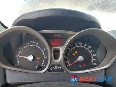 Zdjęcie 9 z 12 samochodu: 2012 FORD FIESTA SE VIN:3FADP4BJ6CM184605 - miniatura