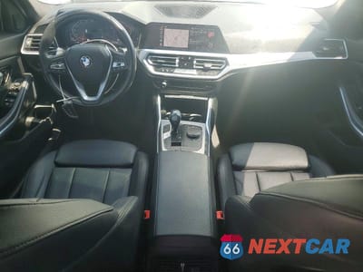 Zdjęcie 8 z 12 samochodu: 2019 BMW 330I VIN:WBA5R1C56KAK11934 - miniatura