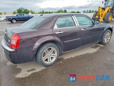 Trzecie zdjęcie samochodu z tyłu: 2005 CHRYSLER 300C VIN:2C3AA63H55H518831 - miniatura