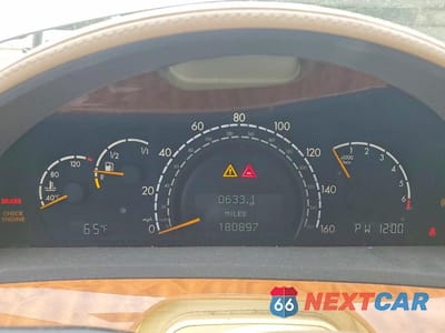 Zdjęcie 9 z 12 samochodu: 2002 MERCEDES-BENZ S 500 VIN:WDBNG75J92A242888 - miniatura