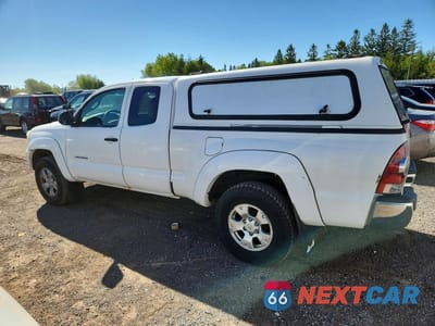 Drugie zdjęcie samochodu z przodu: 2015 TOYOTA TACOMA V6 VIN:5TFUU4EN4FX112429 - miniatura
