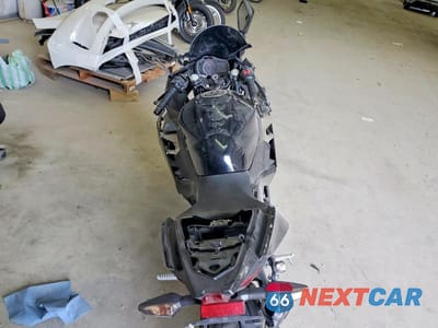 Zdjęcie 6 z 8 samochodu: 2018 KAWASAKI EX400 VIN:JKAEXKH14JDA08636 - miniatura