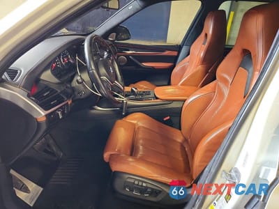 Zdjęcie 7 z 14 samochodu: 2016 BMW X5 M VIN:5YMKT6C50G0R78137 - miniatura