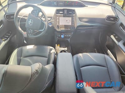 Zdjęcie 8 z 12 samochodu: 2020 TOYOTA PRIUS XLE AWD-E VIN:JTDL9RFU5L3022418 - miniatura