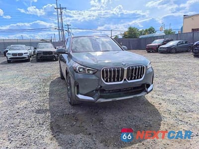 Trzecie zdjęcie samochodu z tyłu: 2026 BMW X1 XDRIVE28I VIN:WBX73EF05T5612831 - miniatura