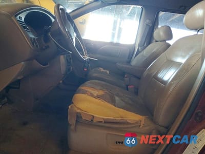 Zdjęcie 7 z 13 samochodu: 2002 TOYOTA SIENNA XLE VIN:4T3ZF13C52U455040 - miniatura