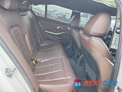 Zdjęcie 10 z 12 samochodu: 2019 BMW 330XI VIN:WBA5R7C54KAJ85465 - miniatura