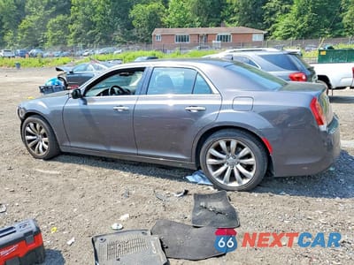 Drugie zdjęcie samochodu z przodu: 2019 CHRYSLER 300 LIMITED VIN:2C3CCAEG4KH612107 - miniatura